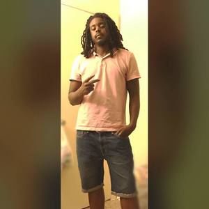 Meet your Posher, Dee